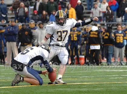 Thumbnail 1 in Littleton vs. Putnam Vo-Tech (MIAA Division 3 Central/West Final) photogallery.
