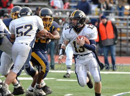 Thumbnail 3 in Littleton vs. Putnam Vo-Tech (MIAA Division 3 Central/West Final) photogallery.
