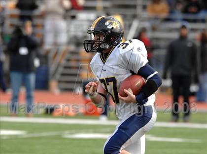 Thumbnail 3 in Littleton vs. Putnam Vo-Tech (MIAA Division 3 Central/West Final) photogallery.
