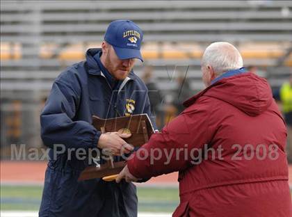 Thumbnail 1 in Littleton vs. Putnam Vo-Tech (MIAA Division 3 Central/West Final) photogallery.