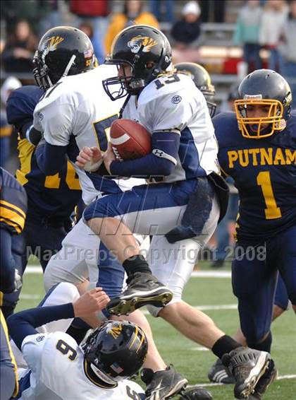 Thumbnail 2 in Littleton vs. Putnam Vo-Tech (MIAA Division 3 Central/West Final) photogallery.