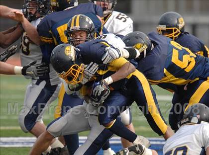 Thumbnail 1 in Littleton vs. Putnam Vo-Tech (MIAA Division 3 Central/West Final) photogallery.