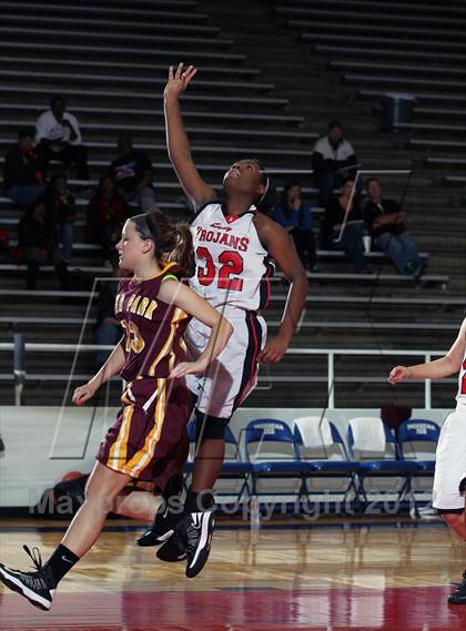 Thumbnail 2 in Deer Park vs. South Houston (McDonald's Texas Invitational) photogallery.