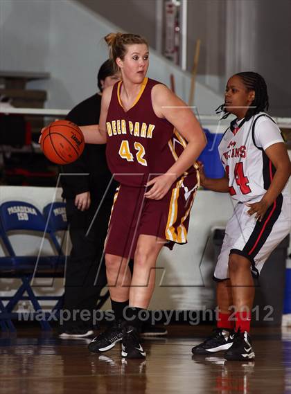 Thumbnail 1 in Deer Park vs. South Houston (McDonald's Texas Invitational) photogallery.
