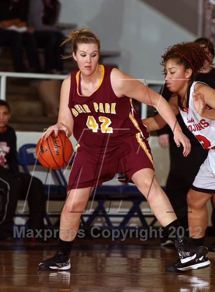 Thumbnail 1 in Deer Park vs. South Houston (McDonald's Texas Invitational) photogallery.