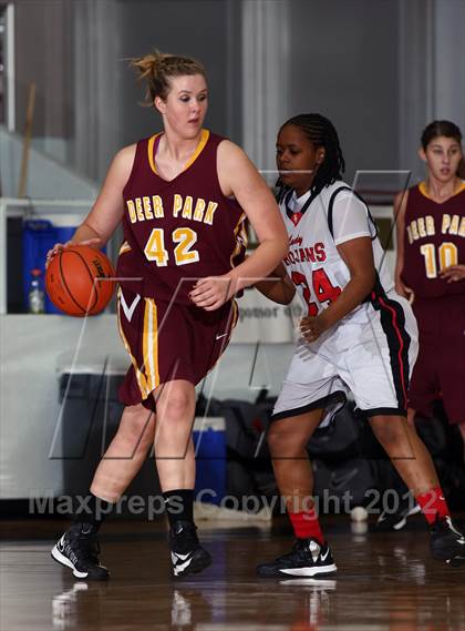Thumbnail 2 in Deer Park vs. South Houston (McDonald's Texas Invitational) photogallery.