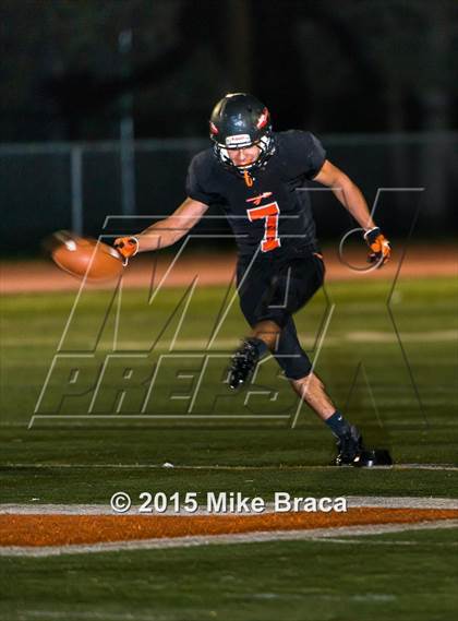 Thumbnail 3 in Arlington @ Wayland (MIAA D3 North, Northwest Sectional Quarterfinal) photogallery.