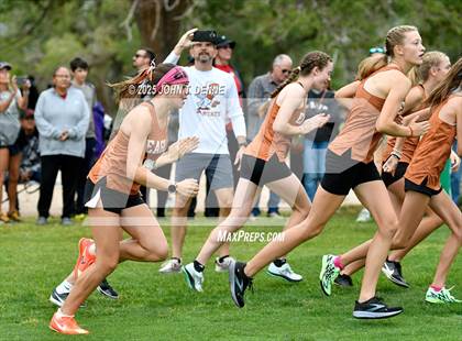 Thumbnail 2 in 2025 UNM Lobo XC Invitational photogallery.