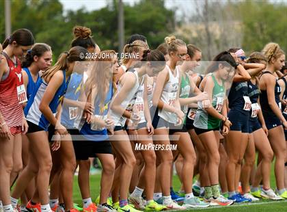 Thumbnail 2 in 2025 UNM Lobo XC Invitational photogallery.