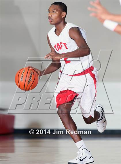 Thumbnail 1 in Taft [William H.] vs. Memorial (McDonald's Texas Invitational) photogallery.