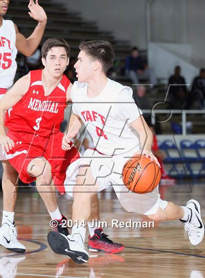 Thumbnail 3 in Taft [William H.] vs. Memorial (McDonald's Texas Invitational) photogallery.
