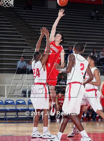 Thumbnail 3 in Taft [William H.] vs. Memorial (McDonald's Texas Invitational) photogallery.