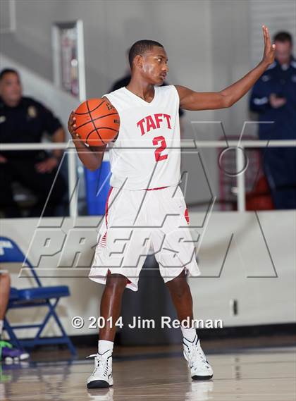 Thumbnail 3 in Taft [William H.] vs. Memorial (McDonald's Texas Invitational) photogallery.