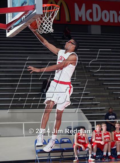 Thumbnail 1 in Taft [William H.] vs. Memorial (McDonald's Texas Invitational) photogallery.