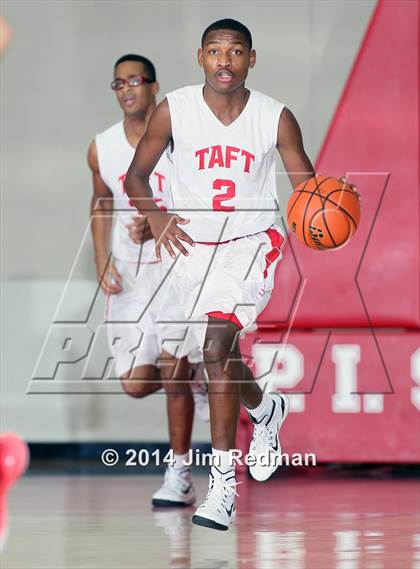 Thumbnail 2 in Taft [William H.] vs. Memorial (McDonald's Texas Invitational) photogallery.