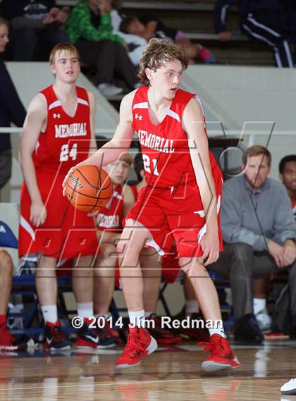 Thumbnail 2 in Taft [William H.] vs. Memorial (McDonald's Texas Invitational) photogallery.
