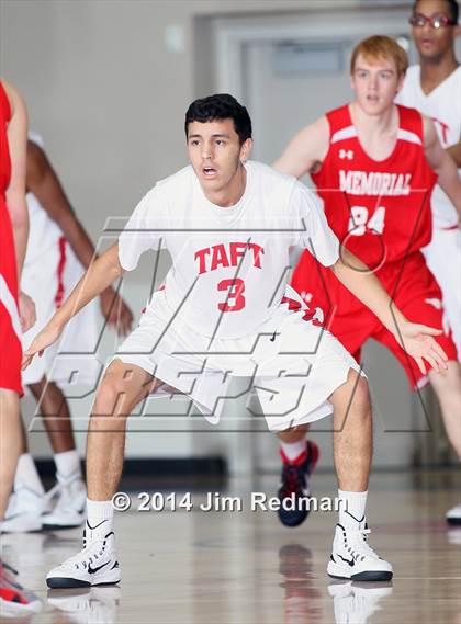 Thumbnail 2 in Taft [William H.] vs. Memorial (McDonald's Texas Invitational) photogallery.