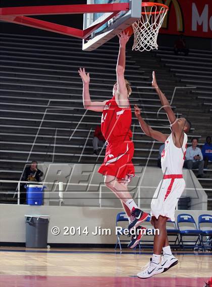 Thumbnail 3 in Taft [William H.] vs. Memorial (McDonald's Texas Invitational) photogallery.