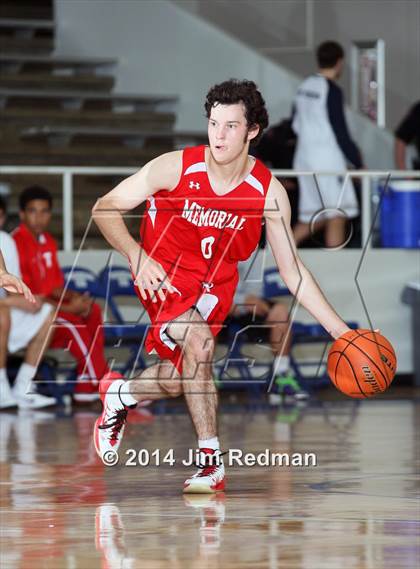 Thumbnail 3 in Taft [William H.] vs. Memorial (McDonald's Texas Invitational) photogallery.