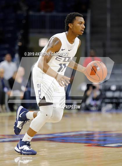 Thumbnail 2 in Niles Notre Dame vs. Evanston (Chicago Elite Classic) photogallery.