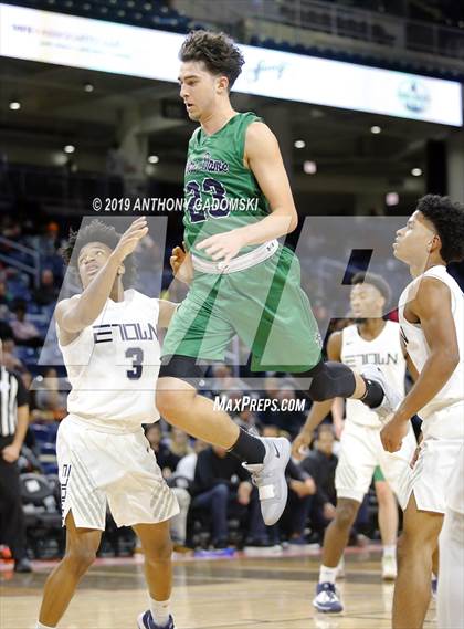 Thumbnail 1 in Niles Notre Dame vs. Evanston (Chicago Elite Classic) photogallery.