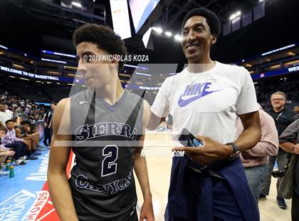 Thumbnail 3 in Sierra Canyon vs Sheldon (CIF State Open Division Finals) photogallery.