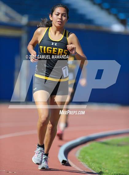 Thumbnail 2 in CIF Valley Mission League Meet photogallery.