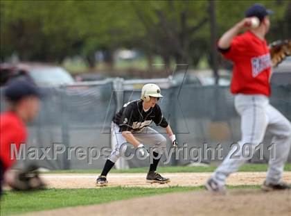 Thumbnail 2 in Appleton East @ Oshkosh North photogallery.