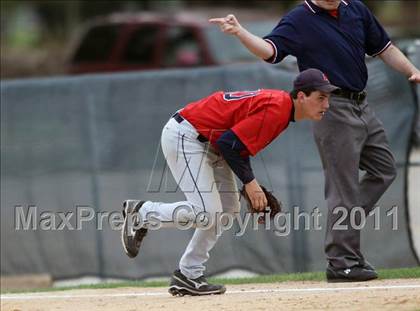 Thumbnail 2 in Appleton East @ Oshkosh North photogallery.