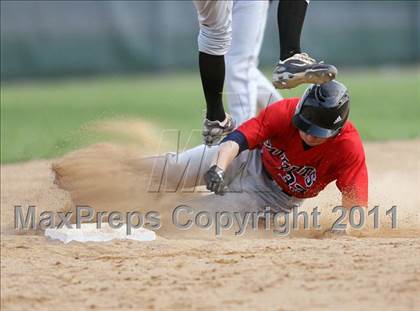 Thumbnail 3 in Appleton East @ Oshkosh North photogallery.