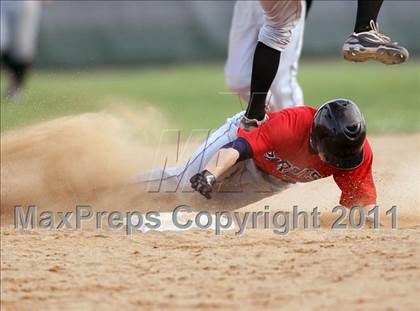 Thumbnail 3 in Appleton East @ Oshkosh North photogallery.