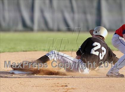 Thumbnail 2 in Appleton East @ Oshkosh North photogallery.