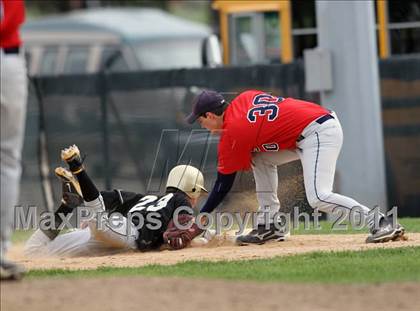 Thumbnail 1 in Appleton East @ Oshkosh North photogallery.