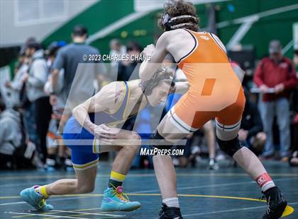 Thumbnail 3 in Puma Classic Wrestling Tournament photogallery.
