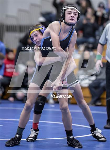 Thumbnail 3 in Puma Classic Wrestling Tournament photogallery.