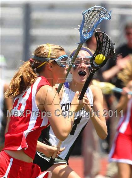Thumbnail 3 in Coronado vs. Cathedral Catholic (CIF SDS D2 Final) photogallery.