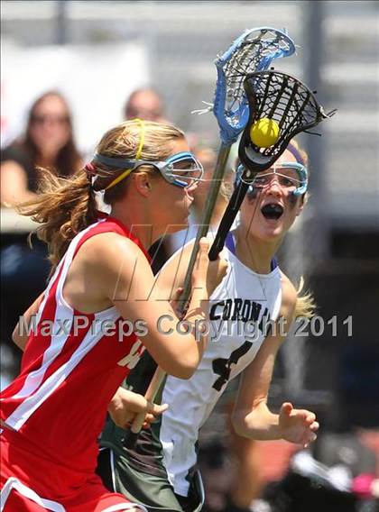 Thumbnail 2 in Coronado vs. Cathedral Catholic (CIF SDS D2 Final) photogallery.