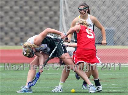 Thumbnail 3 in Coronado vs. Cathedral Catholic (CIF SDS D2 Final) photogallery.