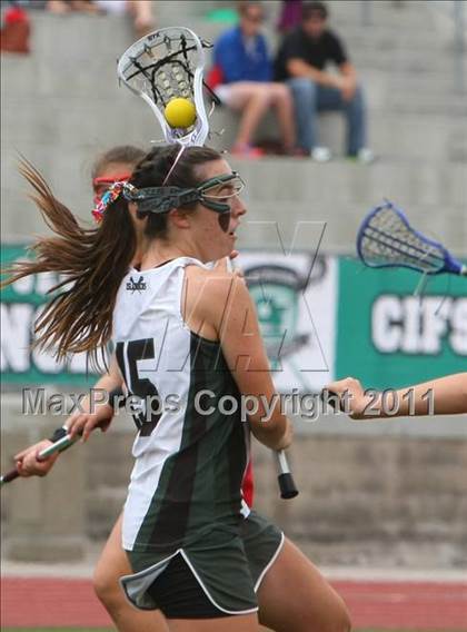 Thumbnail 3 in Coronado vs. Cathedral Catholic (CIF SDS D2 Final) photogallery.