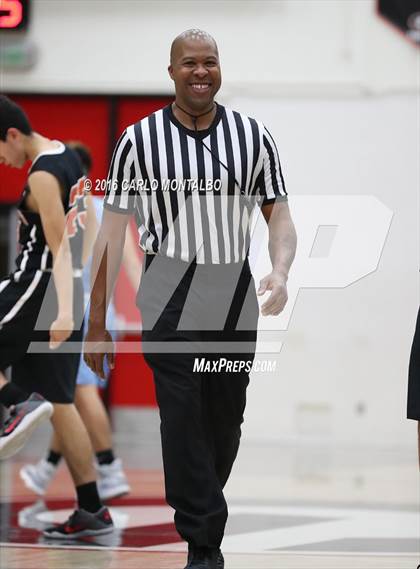 Thumbnail 3 in South Pasadena vs. Walnut photogallery.