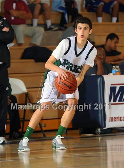 Thumbnail 3 in Fairmont Prep vs. Viewpoint (MaxPreps Holiday Classic) photogallery.