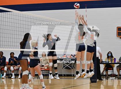 Thumbnail 3 in Bridgeland vs Tompkins (A Team) photogallery.