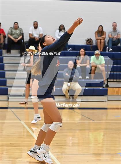 Thumbnail 3 in Bridgeland vs Tompkins (A Team) photogallery.