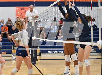 Thumbnail 2 in Bridgeland vs Tompkins (A Team) photogallery.