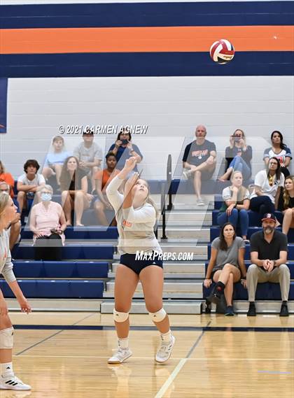 Thumbnail 3 in Bridgeland vs Tompkins (A Team) photogallery.