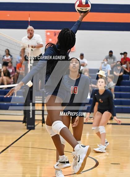 Thumbnail 1 in Bridgeland vs Tompkins (A Team) photogallery.