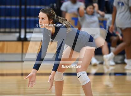 Thumbnail 2 in Bridgeland vs Tompkins (A Team) photogallery.