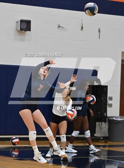 Thumbnail 2 in Bridgeland vs Tompkins (A Team) photogallery.