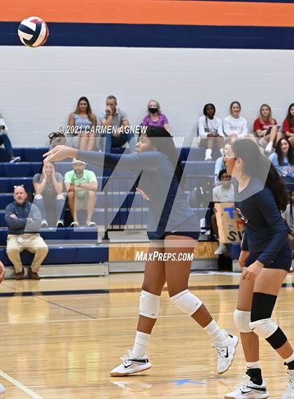 Thumbnail 2 in Bridgeland vs Tompkins (A Team) photogallery.