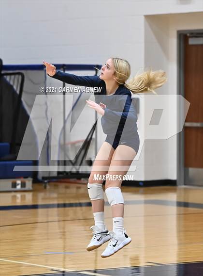 Thumbnail 1 in Bridgeland vs Tompkins (A Team) photogallery.